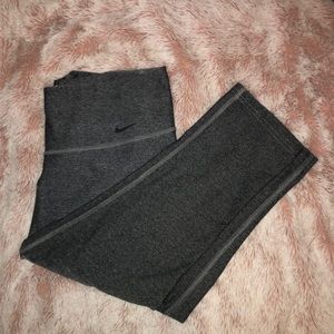 Nike grey 3/4 leggings